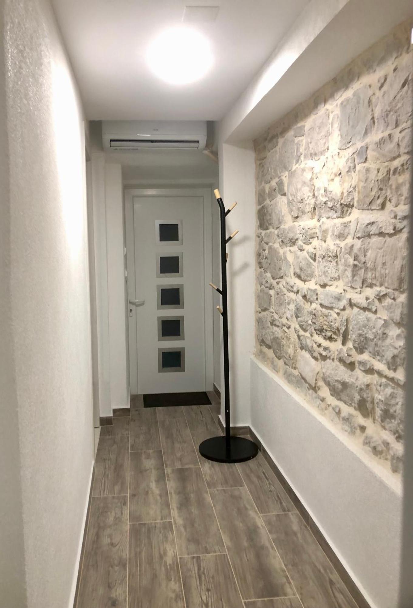 Apartman Blue Moon Split- Free Parking Екстер'єр фото