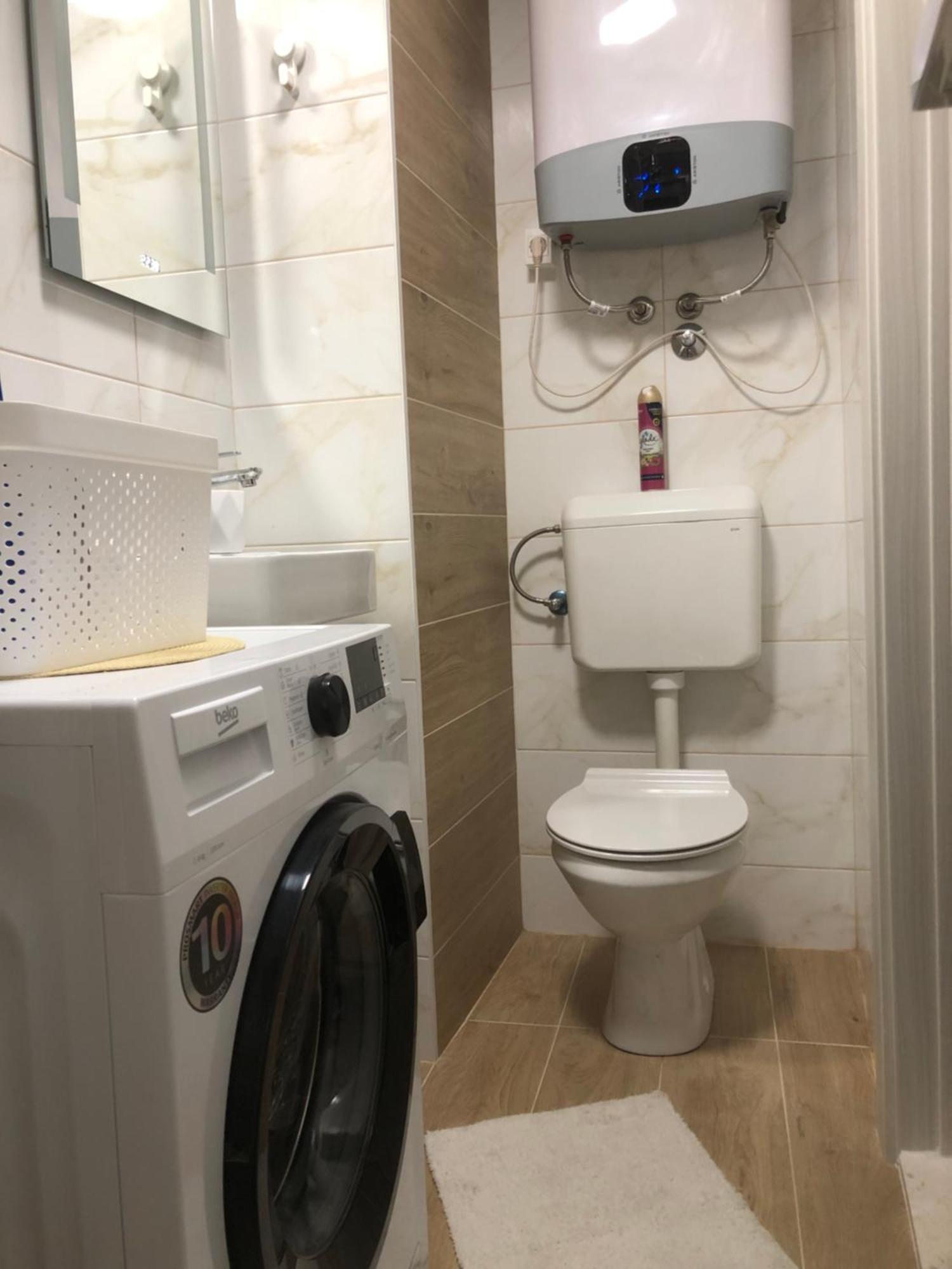 Apartman Blue Moon Split- Free Parking Екстер'єр фото